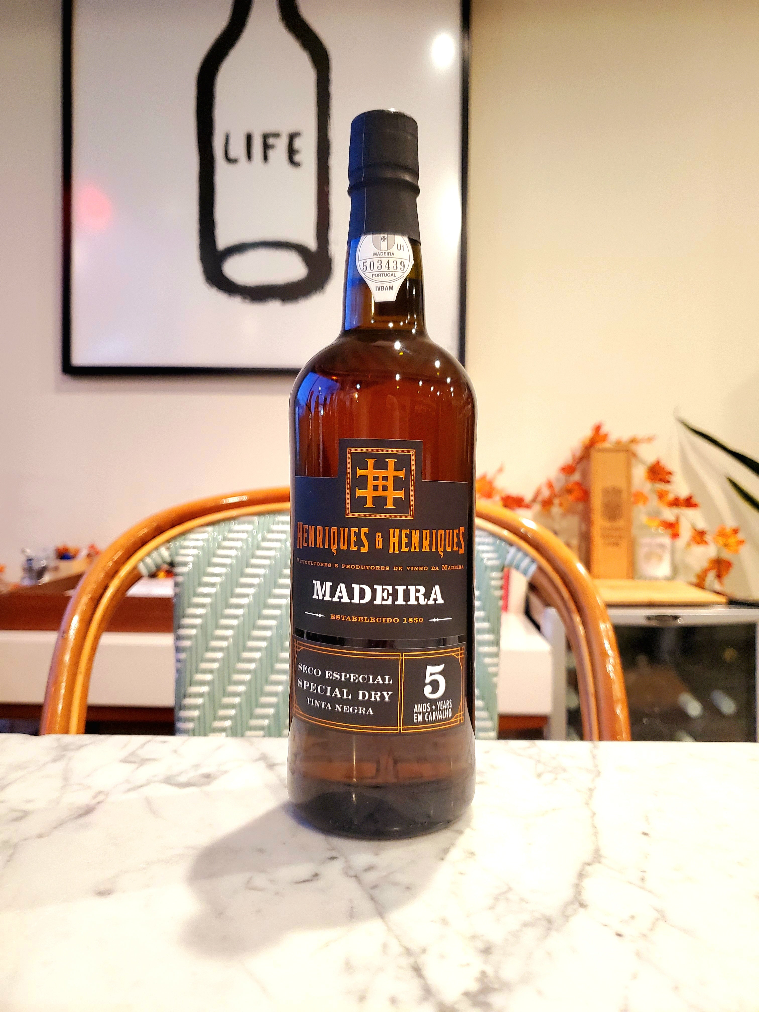 HENRIQUES & HENRIQUES H&H 5 Year Special Dry Madeira
