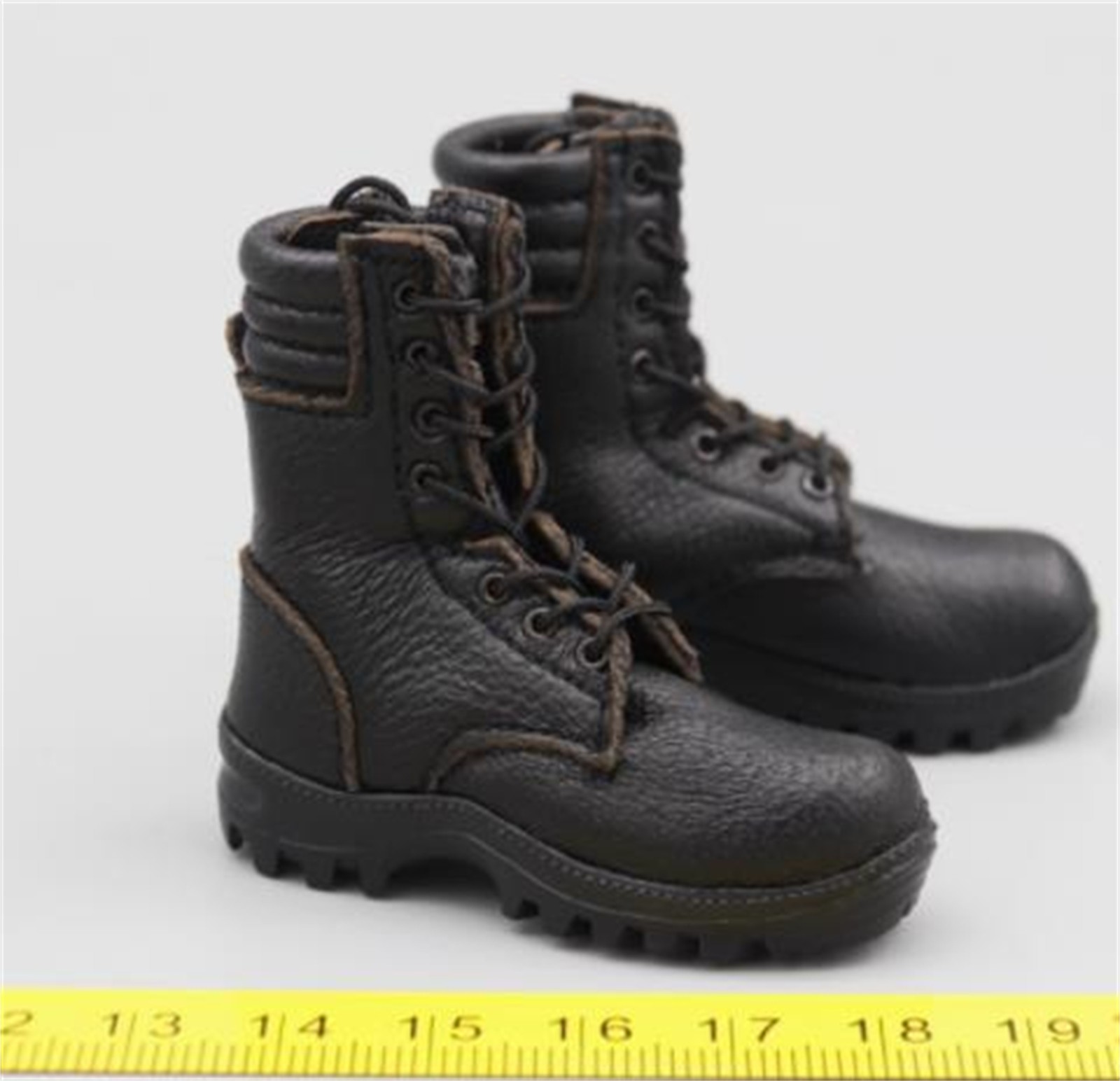 APL DAMTOYS DAM78105 1 6 scarpe stivali truppe aviotrasportate russe figura fucile anziano