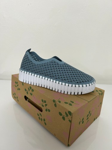 Ilse Jacobsen Tulip Slip on Shoe Platform 3373 Blue Cloud size 39   NEW IN BOX!