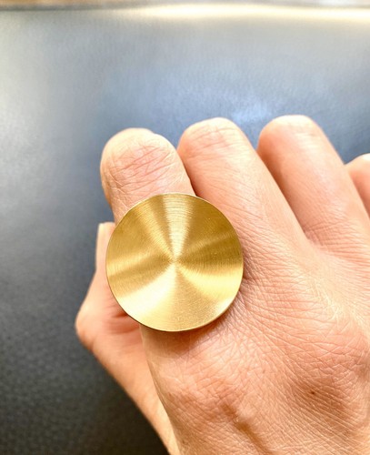 Antonio Bernardo Equilatero Ring 18K