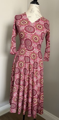 ESSENTIALS NWT Agnes & Dora Curie Essential Midi Dress   Circle Mandala Print XS