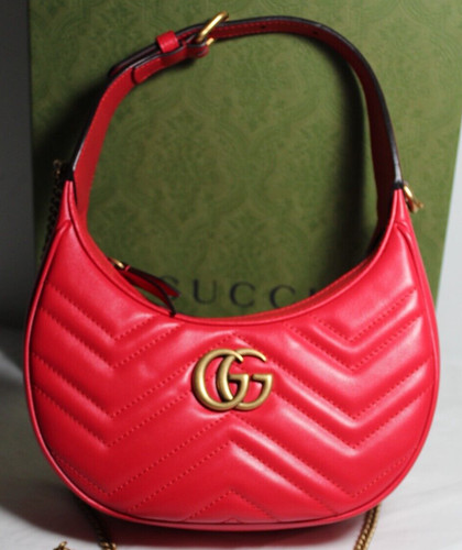 MEDEA NUOVA borsa a tracolla Gucci Vertical Ring Mini GG Marmont mezza luna Hobo rossa 699514