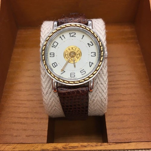 HERMÈS Orologio da donna HERMES Sellier SE4.220 quadrante bianco quarzo QZ dal Giappone