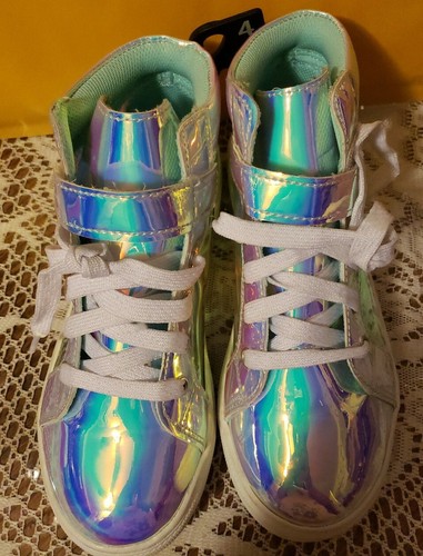 WONDERS SHOES Wonder Nation Girls Athletic Iridescent Shoes Non Marking Outsoles NEW WITH TAGS
