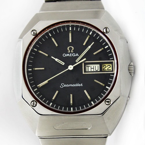 Vintage Omega Seamaster Quartz Day Date Black Dial 38mm Men Steel Watch C.1970