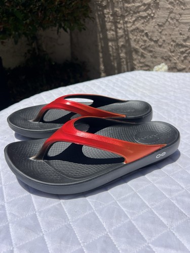 OOFOS OOlala Womens Red Orange Ombré Fade 1401 Sandals Solstice Flip Flops Sz 11