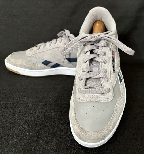 Reebok Classic 1Y3501 Men's Gray Suede Sneakers   Size 8