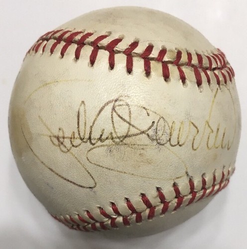 Pedro Guerrero firmato ONL Charles Feeney baseball certificato PSA DNA auto AC65734
