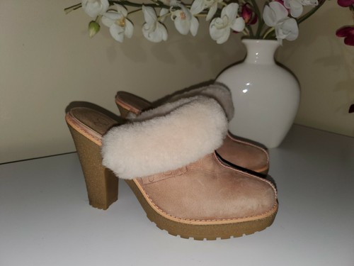 Zoccoli Jessica Simpson KORRIN Cammello Shearling Mules tacchi plateau taglia 7 5 B (37 5)