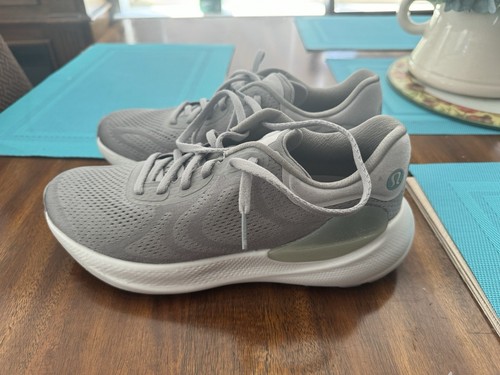 LULUS SHOES Lululemon Men’s Beyondfeel Running Shoes Size 8.5