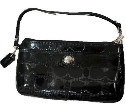 Coach Patent Leather Embossed C Shiny black Wristlet wallet Zip close Lined