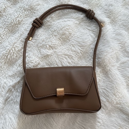 SHEIN Borsa a tracolla marrone elegante   elegante e versatile