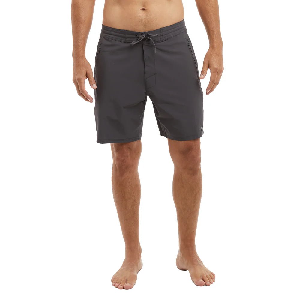 PELAGIC GEAR MENS Pelagic Men's Leaderman Boardshorts 18"   Graphite