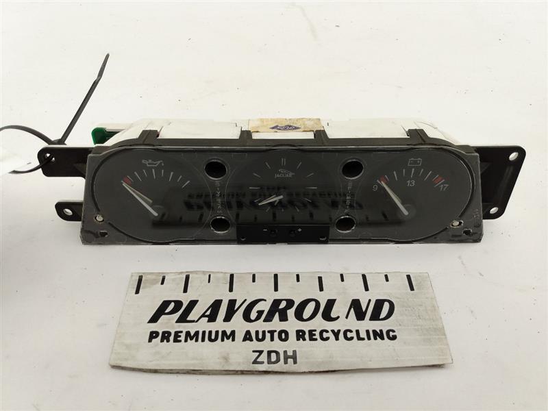 PLAYGROUND Jaguar XK8 Oil Pressure And Battery Clock Gauge Cluster