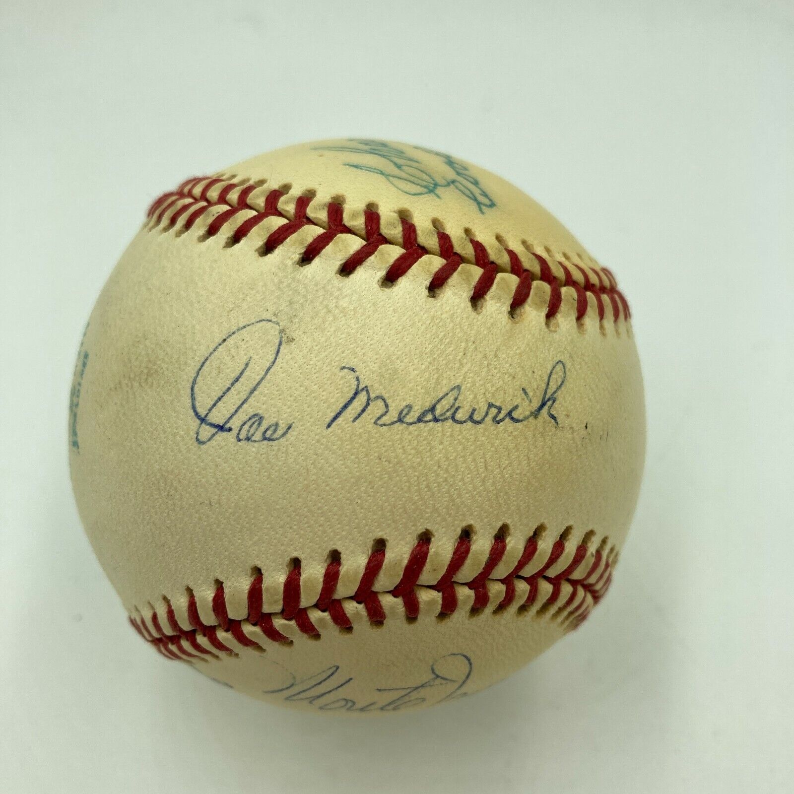 SHOWPIECES SPORTS Joe Medwick Sweet Spot Hall Of Fame Multi Signed American League Baseball JSA