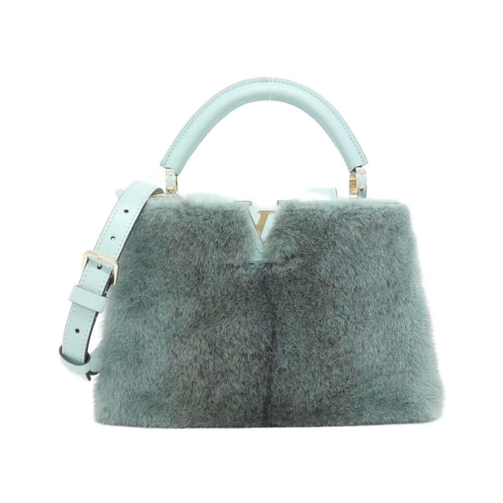 2275 Louis Vuitton Fur Handbag (Pre Owned)