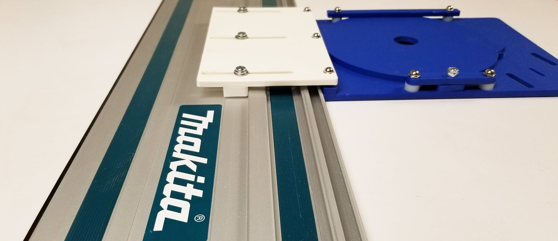 WOODLINE USA DadoRight™ for Makita™ Systems