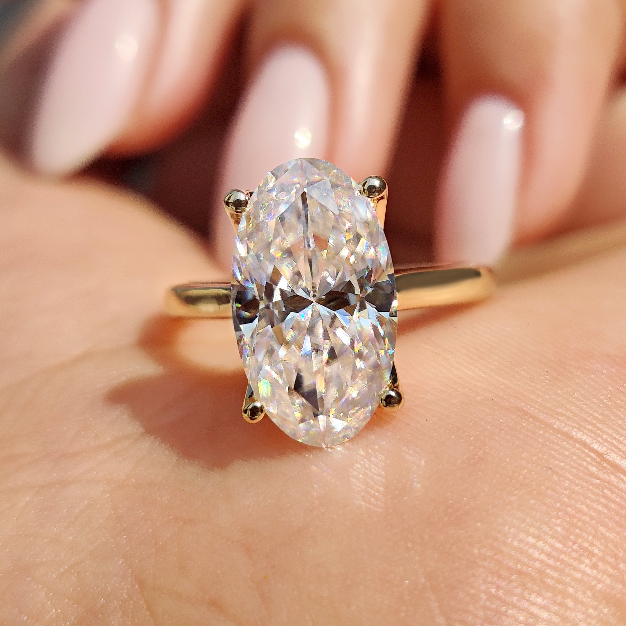 DIAMONDRENSU Moval Engagement Ring in Classic Solitaire Style Settings