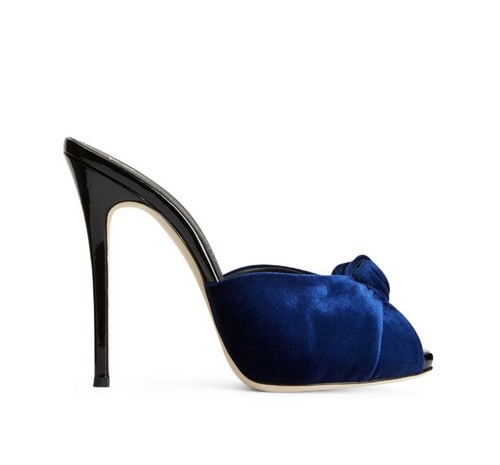 GIUSEPPE ZANOTTI Giuse Zanotti Bridget Velvet mule 38.5 NWT