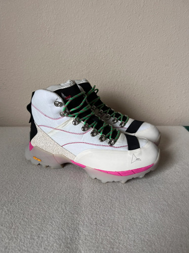 ANDREA WAZEN ROA Andreas Strap Boots   Size 41   Milk Pink   NEW