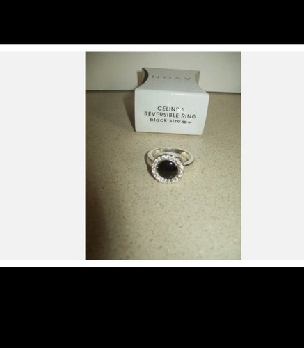 Avon Celinda Reversible Ring Black in a size 8 New with box