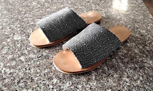 LI NING Patara Tribal sandali piatti top tessuto slip on fodera pelle bianco nero 9