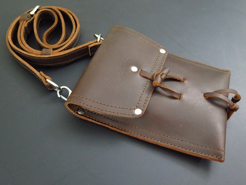 Saddleback Leather POUCH WITH STRAP Dark Coffee Brown DCB
