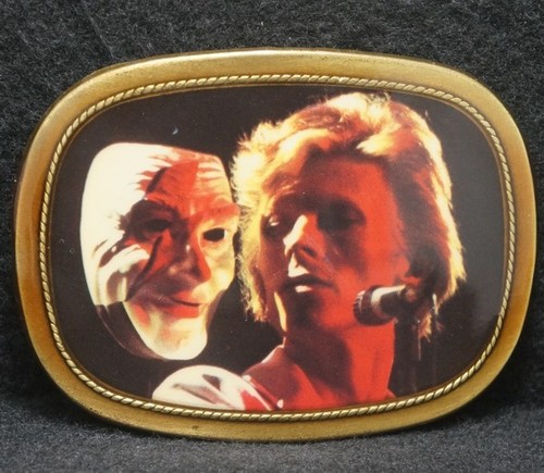 XA21157 *NOS* VINTAGE 1977 PACIFICA ***DAVID BOWIE*** SINGER  ACTOR  BELT BUCKLE