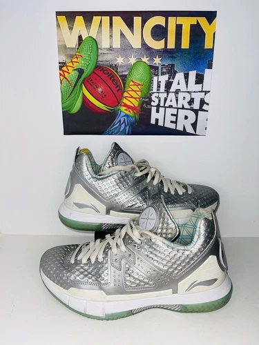 LI NING LI NING WAY OF WADE WOW FRIENDS AND FAMILY METALLIC SILVER BASKETBALL SHOES 9.5
