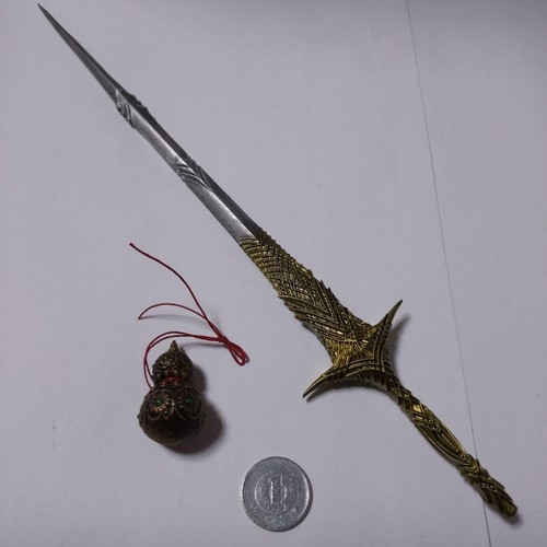 Gecco 1 6 Elden Ring Leda's Sword from Hunter's Arsenal Collectible Figure