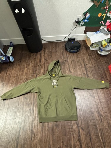 Shoe Palace Muhammad Ali Trilla in Manila Hoodie Sz L Mens