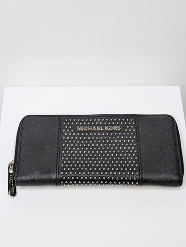 Portafoglio pochette Michael Kors jet set borchie pelle nera porta carte