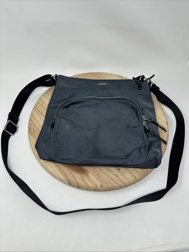 Tumi Gray Crossbody Bag Inner Pockets Adjustable Strap Classic Travel Rectangle