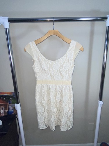 OFF WHITE Abito American Eagle bianco sporco pizzo ritaglio schiena taglia 4