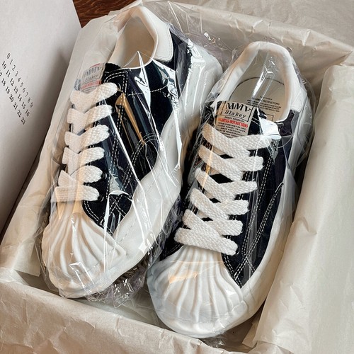 MMY Maison MIHARA YASUHIRO Sole Dissolving Low Top Canvas Shoes