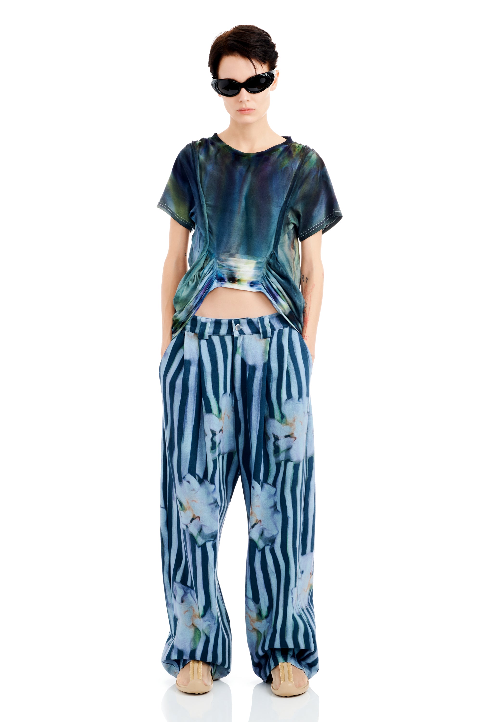 COLLINA STRADA WAVY NAVY FLOWER STRIPE CATCHFLY PANT