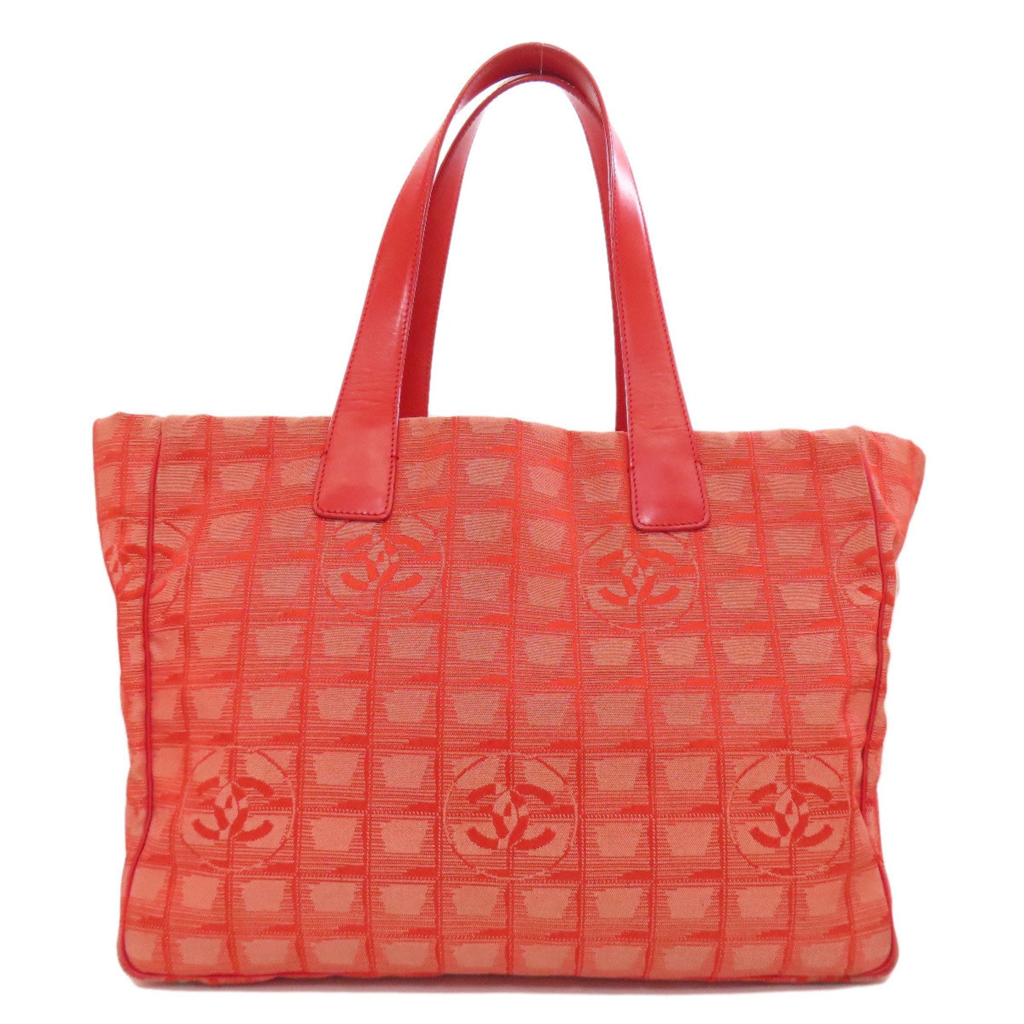 2275 Chanel New Travel Line Tote Bag (Pre Owned)