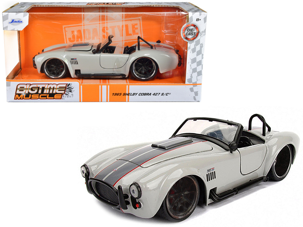 Shelby Cobra 1965 427 S/C Grey 1/24 Diecast Model Car by Jada