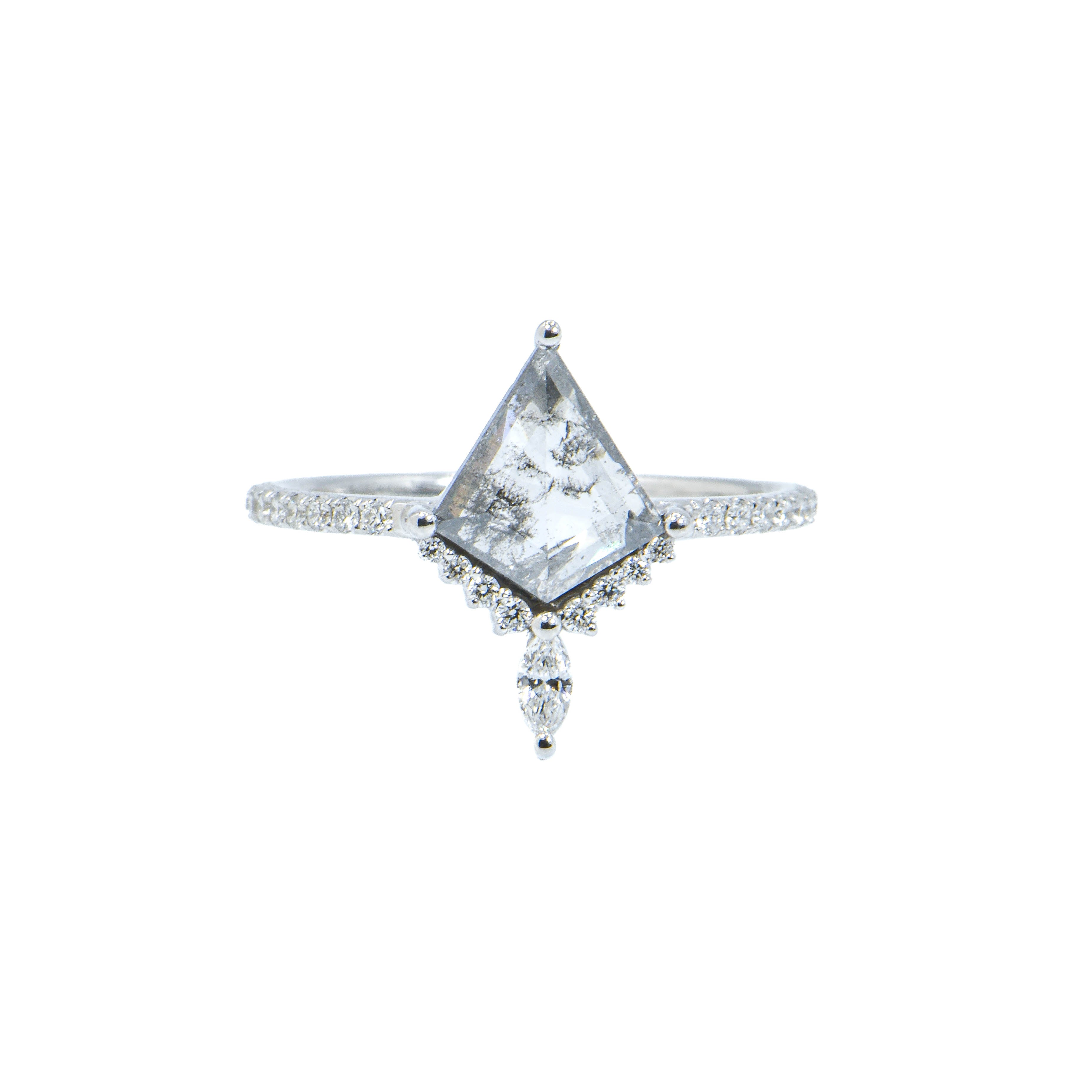 ALPENGLOW FINE Kite Natural Diamond Ring