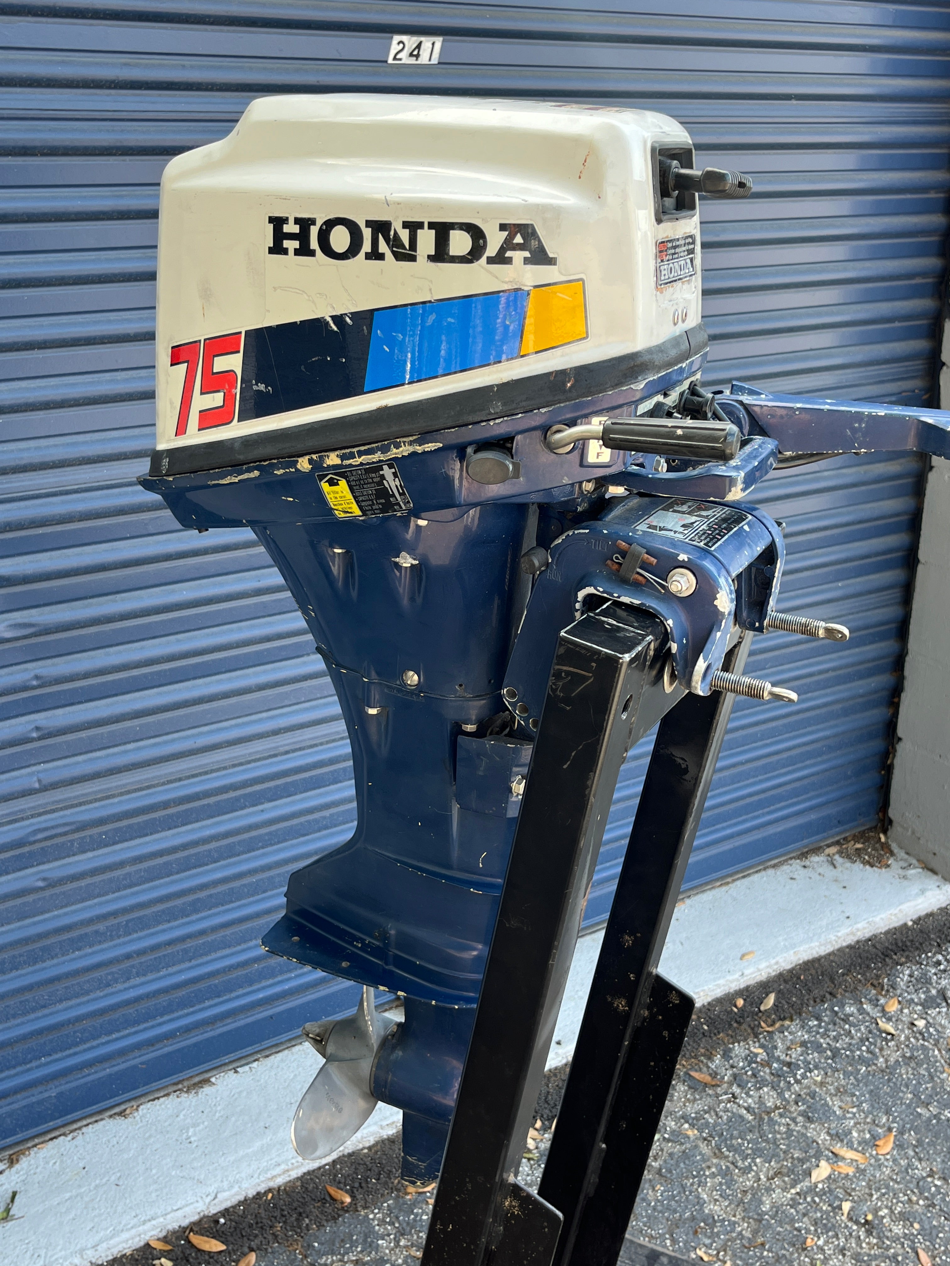 MARINE PARTS GALORE OFFICIAL STORE BF 7.5 hp Honda four stroke outboard motor complete BF75S   needs a little love