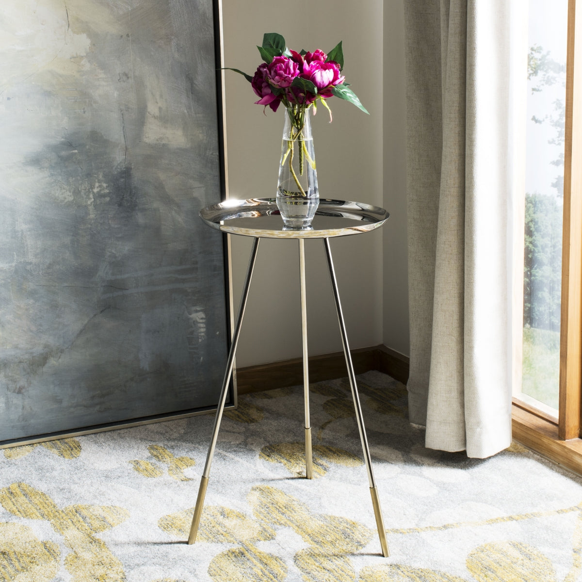 2346 Calix Side Table With Gold Cap