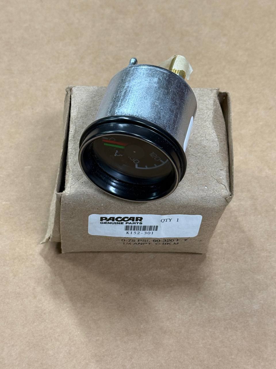 K152 301   Genuine Paccar® Primary/ Secondary Air Pressure Gauge   USED