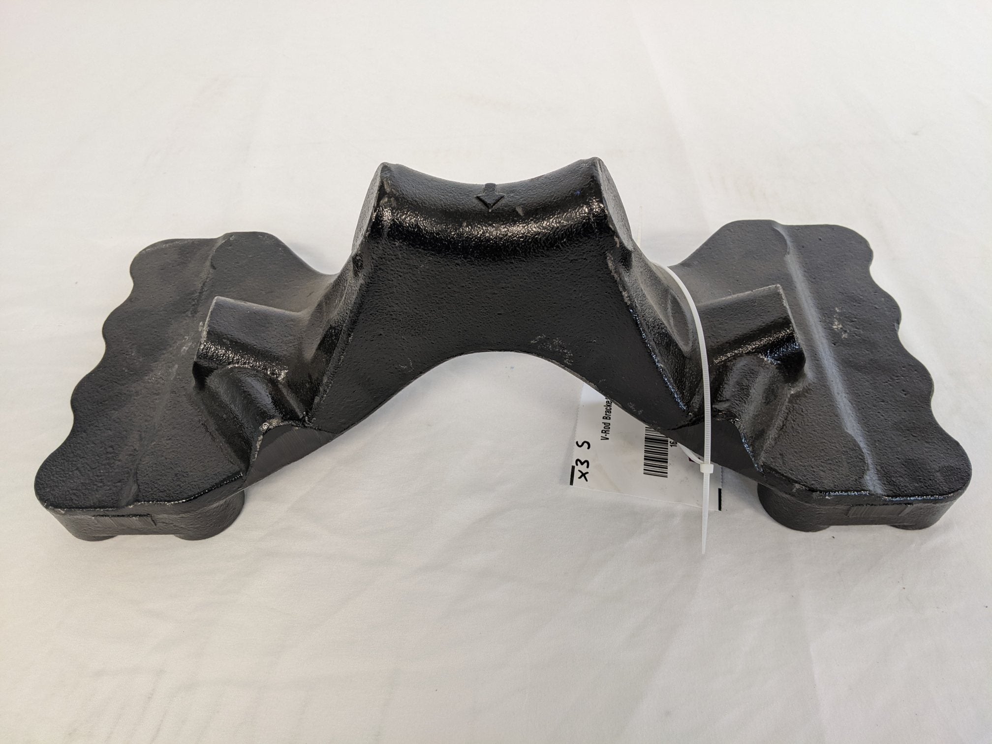 Western Star Rear Suspension V Rod Bracket   P/N  16 20763 001
