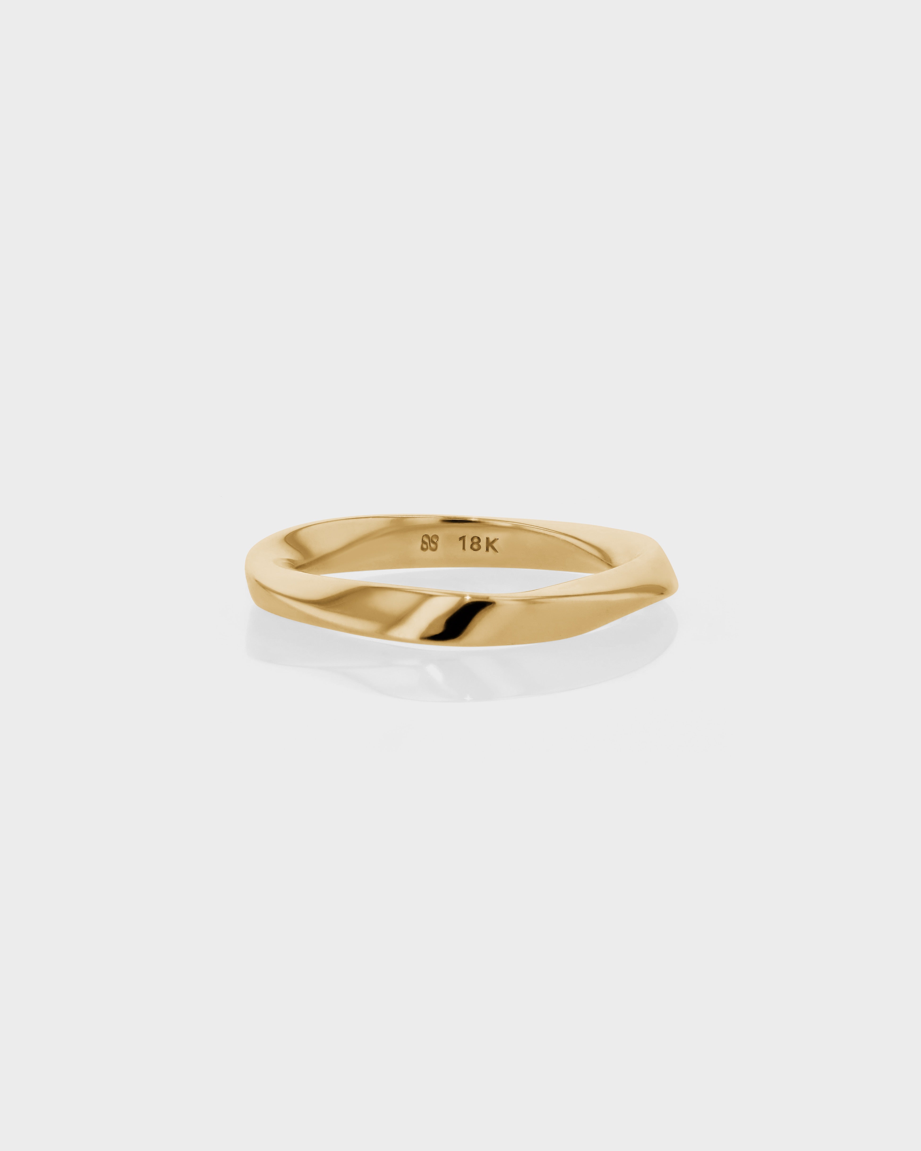 SARAH & SEBASTIAN Twisted Pipi Ring