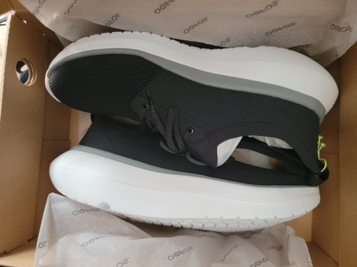 Oofos Men's OOmy Stride Shoe White Black Sz 11.5