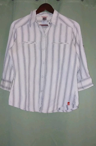 The North Face Womens Medium Cream Pearl Snap Button Up Shirt