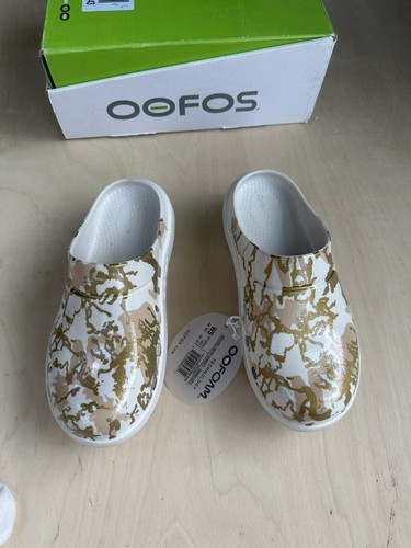 Oofos OOcloog Sahara G Clogs Women's Size 5 Recovery Shoes Slip Ons