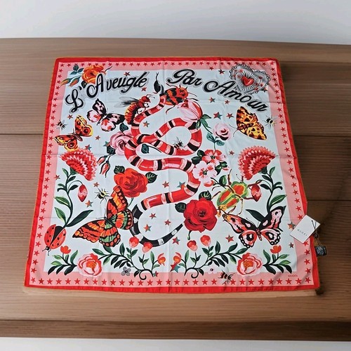 Gucci NWT Scarf Garden Print Shawl L'Aveugle Par Amour Designer Butterfly Snake