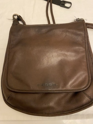 Vintage Brown Fossil Crossbody Bag With Flap And Multiple Pockets