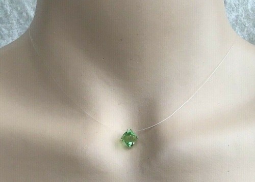 Ciondolo Cristallo Swarovski Verde Illusione Invisibile Collana Galleggiante